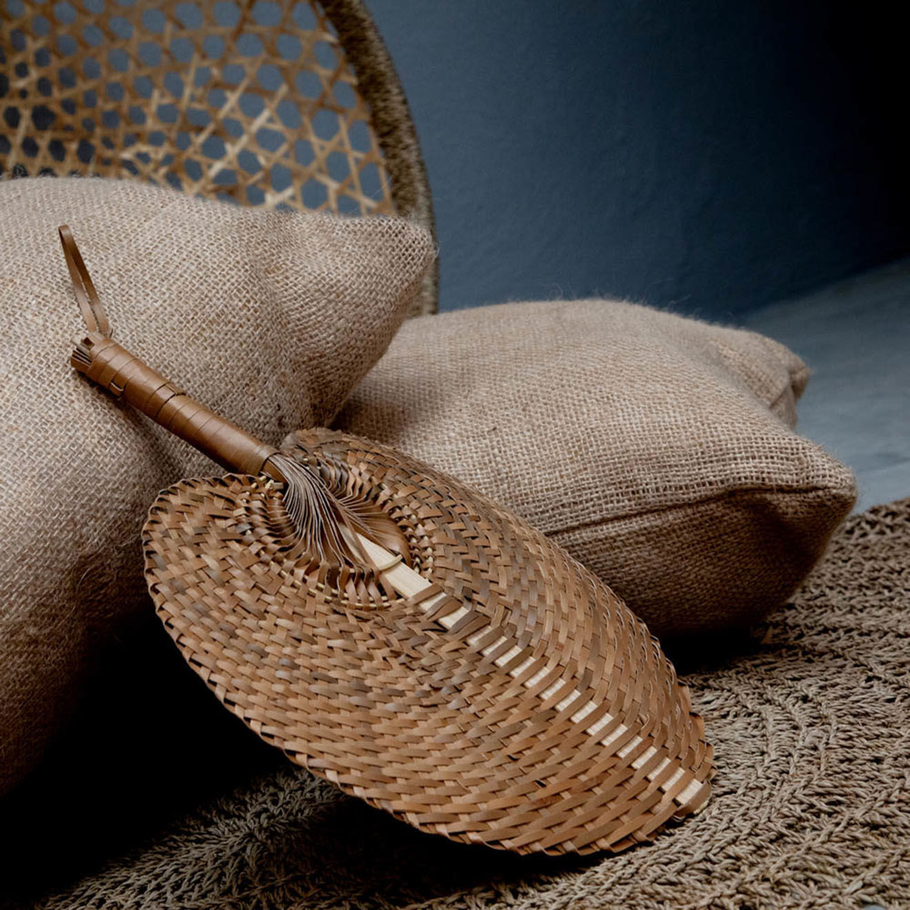 Bazar Bizar Eventail en Bambou naturel - 23x29 cm