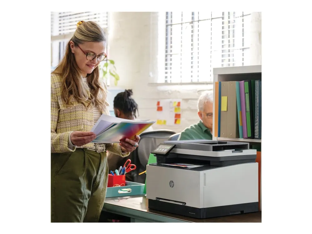 HP Color LaserJet Pro MFP 3302fdn - Multifunktionsprinter - farve - laser - Legal (216 x 356 mm) (original) - A4/Legal (medie) - op til 25 spm (kopiering) - op til 25 spm (udskriver) - 250 ark - 33.6 Kbps - Gigabit LAN, USB 2.0, USB 2.0 vært