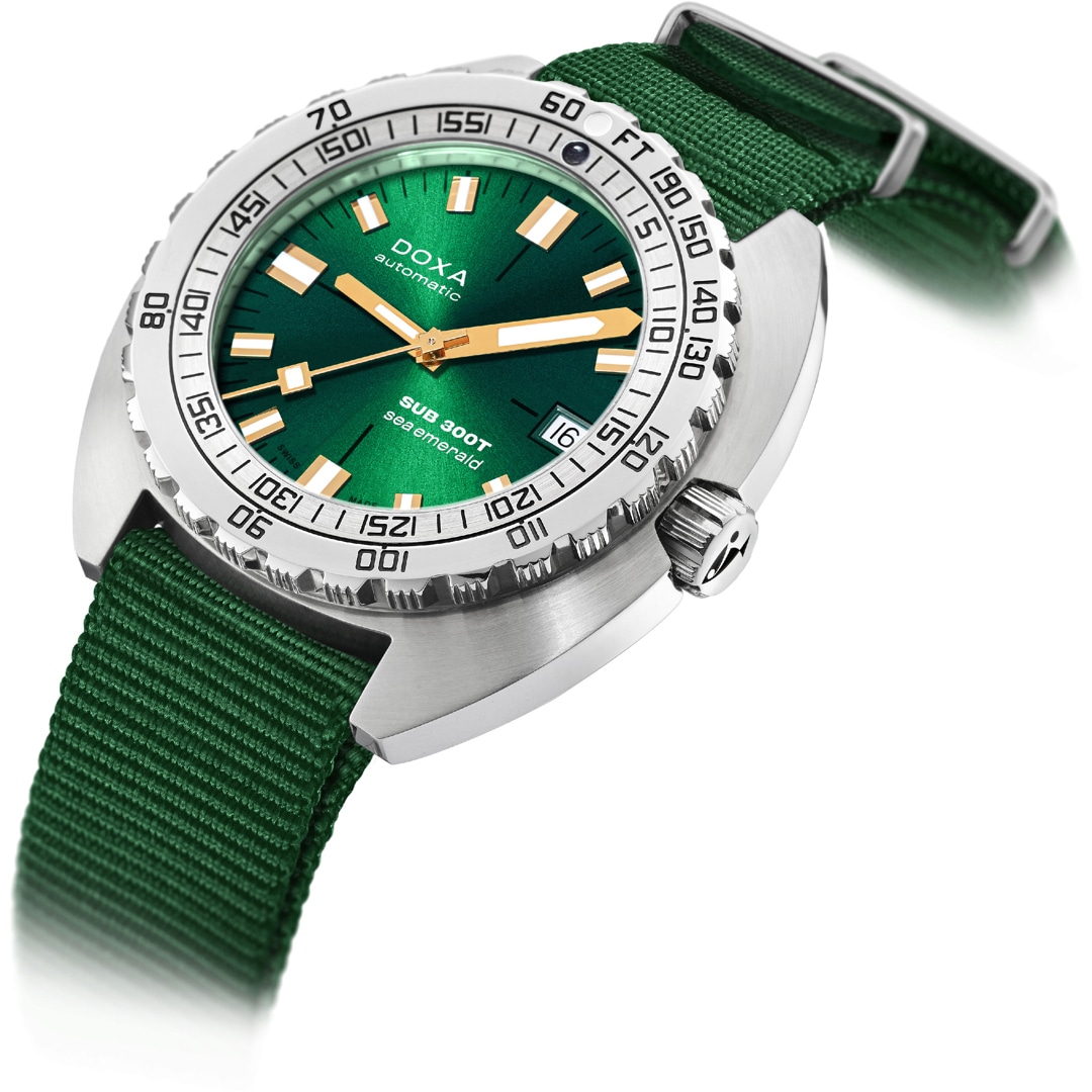 Doxa SUB 300 Sea Emerald