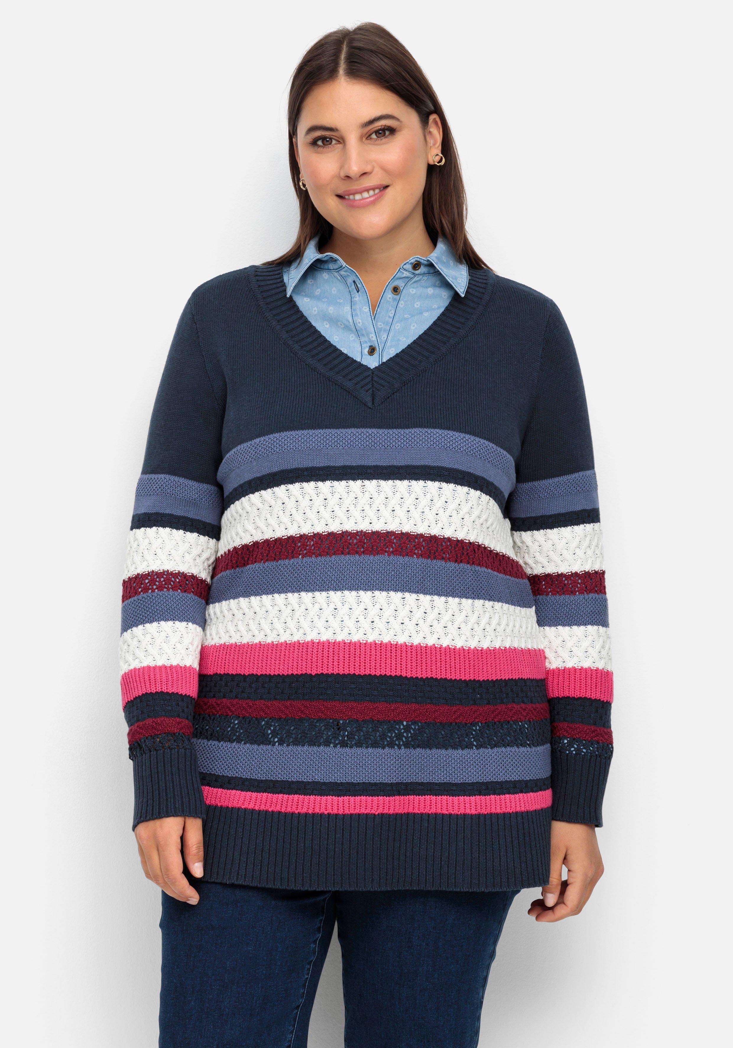 Gestreifter Pullover im Strickmix, mit V-Ausschnitt