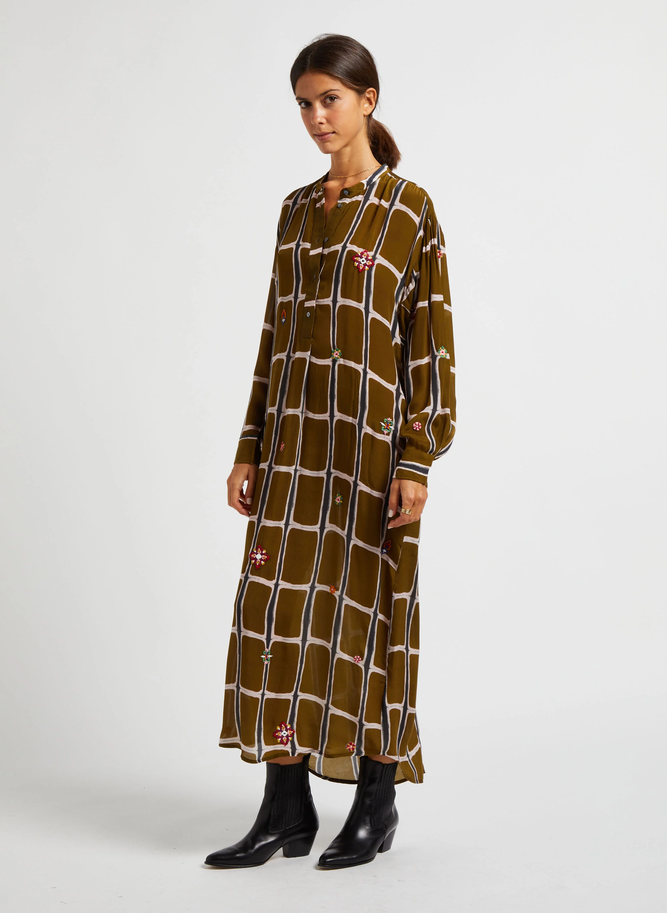 DELHI - Robe longue col rond imprimée| Kaki