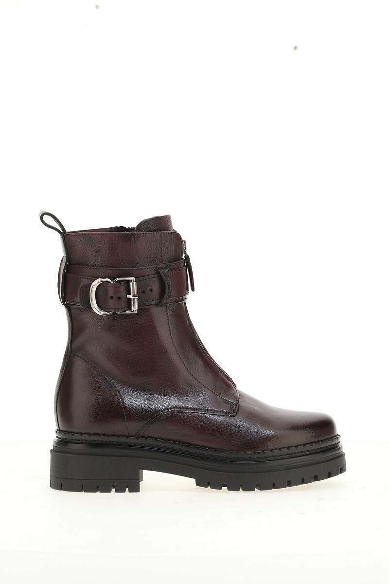 MJUS<br>Botas de couro com zíper