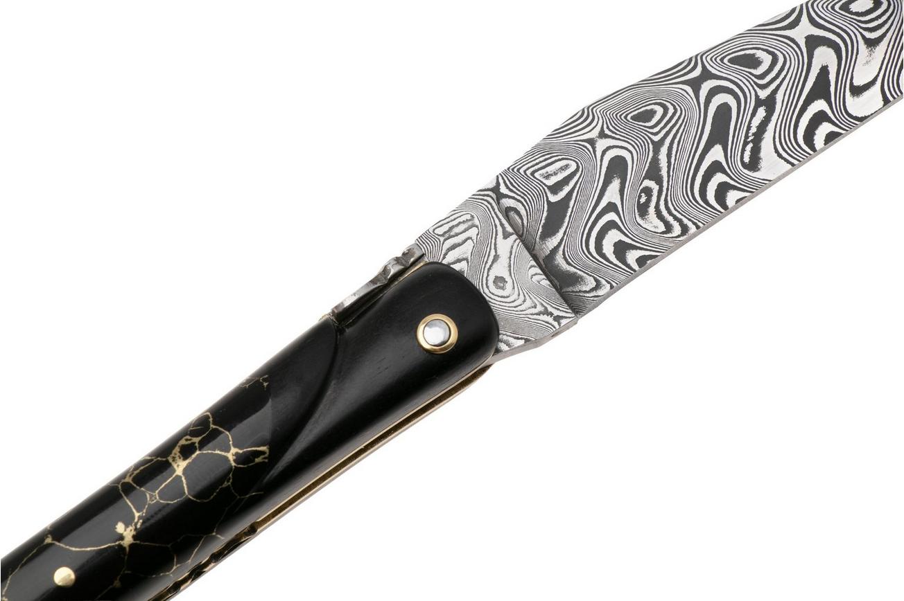 Laguiole en Aubrac Ebony, Onyx Gold Inlay, Handcarved Gold Brass Plates, Balbach Damascus, zakmes, 12 cm