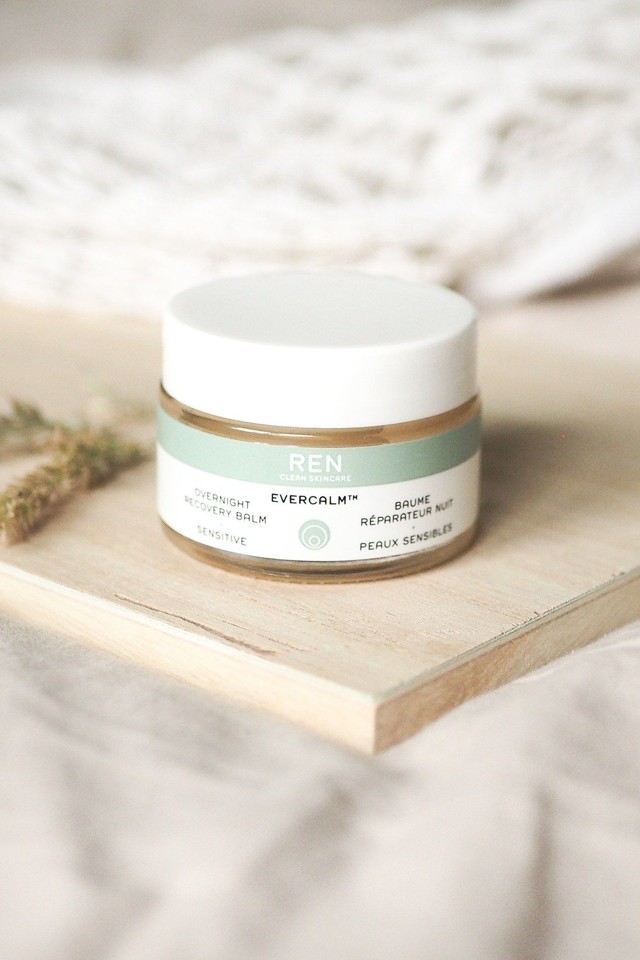 REN - Evercalm Overnight Recovery Balm 30 ml - Natcreme