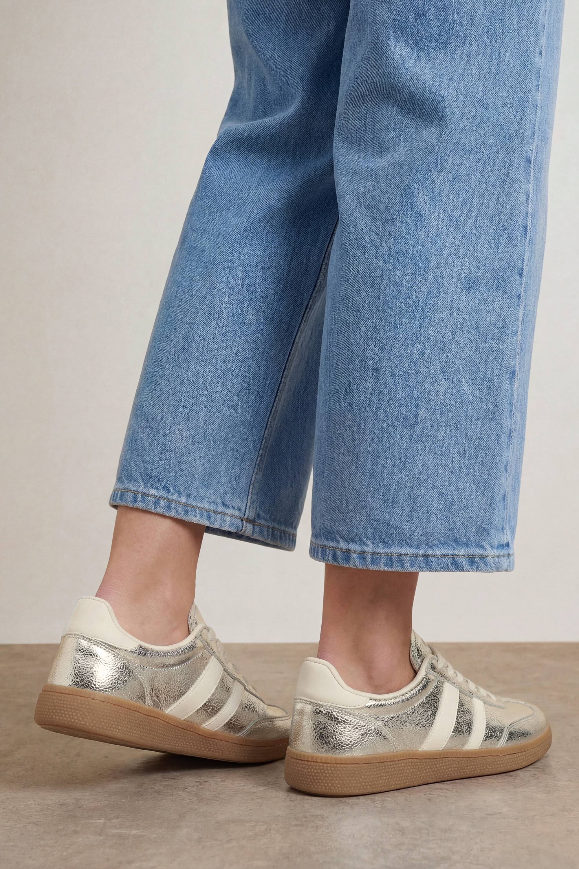 Oasis Baskets À Lacets Erin En Synthétiquecuir Métallisé