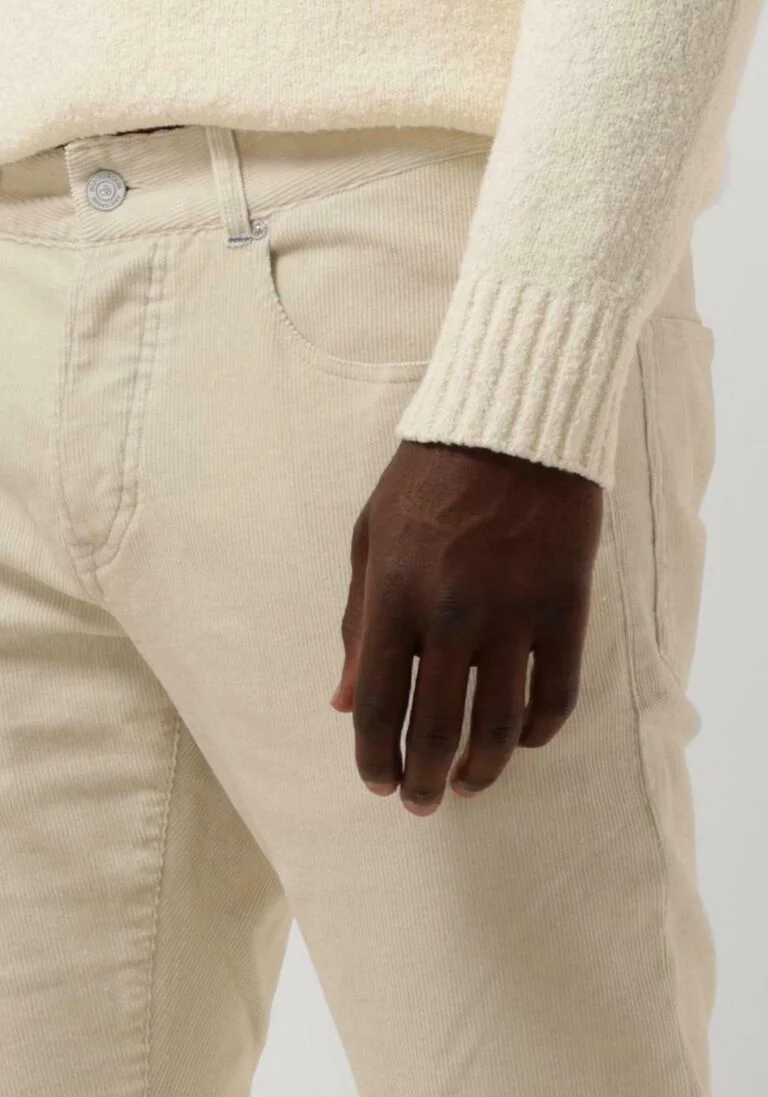 SCOTCH & SODA gebroken wit scotch & soda pantalon regular slim ralston corduroy jeans in organic cotton