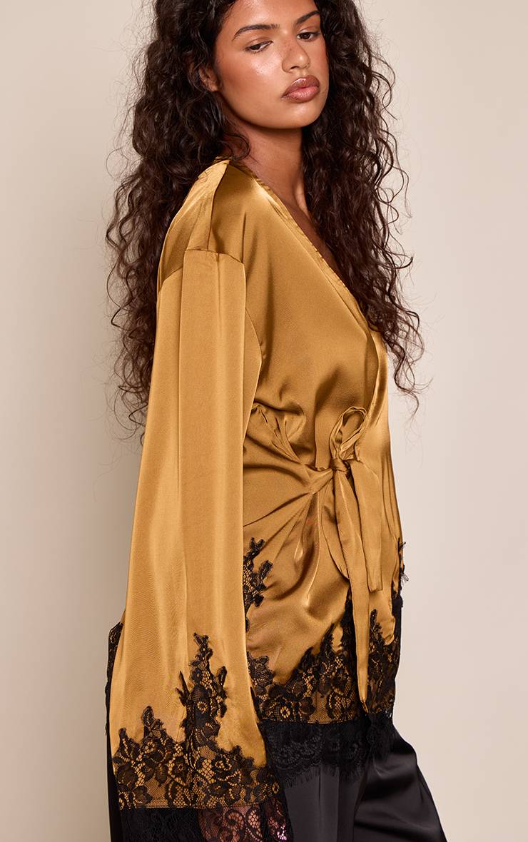 Vert Olive Chemisier Cache-cœur En Satin Avec Détails En Dentelle