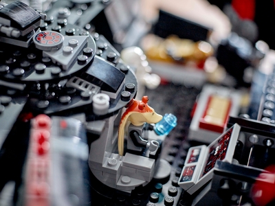 LEGO Dark Falcon (75389)