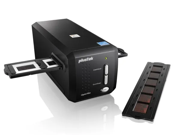 Plustek OpticFilm 8200i Ai - filmscanner (35 mm) - CCD - 35 mm film - 7200 dpi x 7200 dpi - USB 2.0