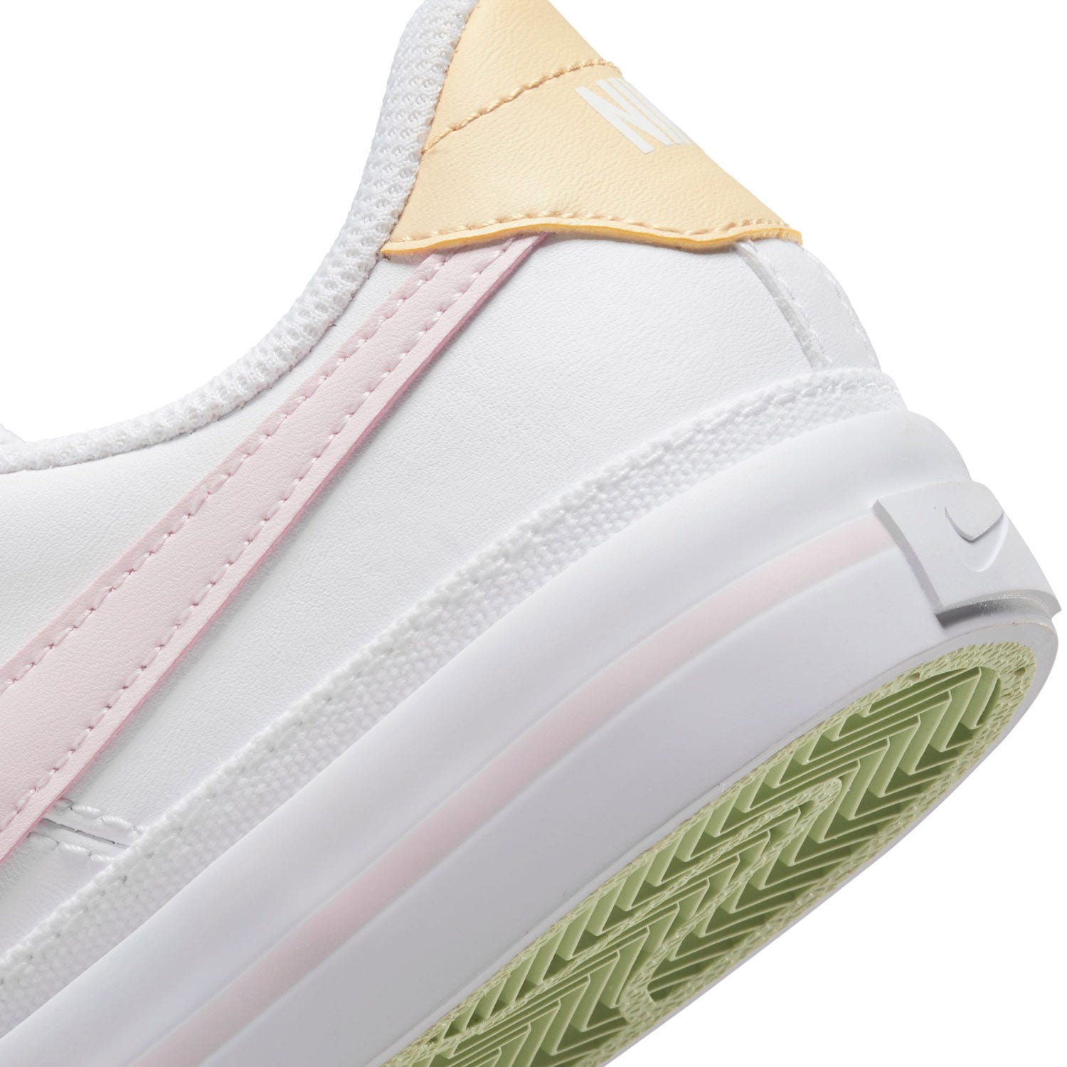 Nike  Court Legacy