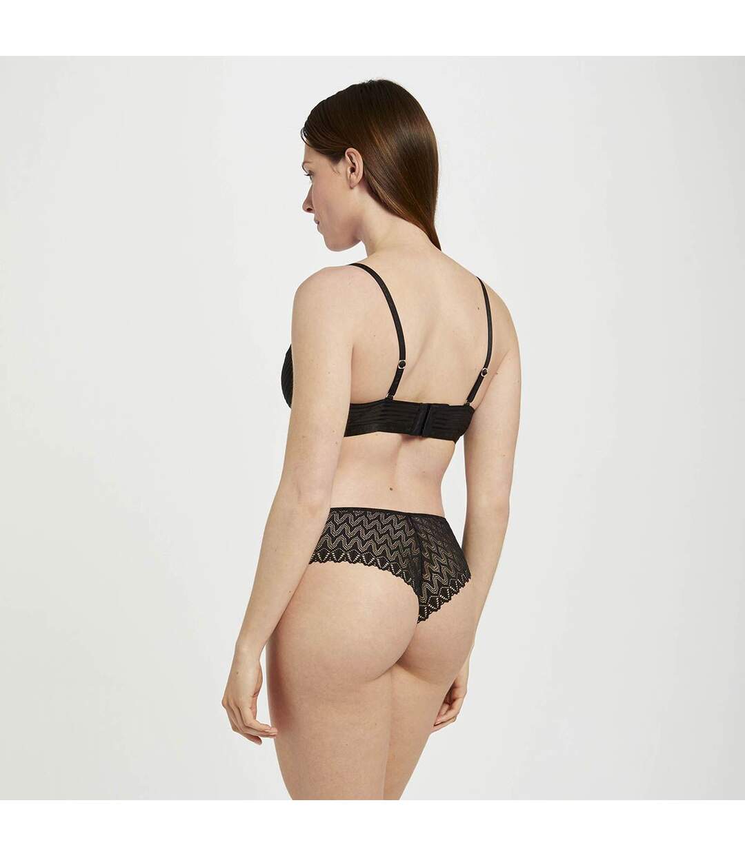 Soutien-gorge ampliforme coque moulée noir Célia