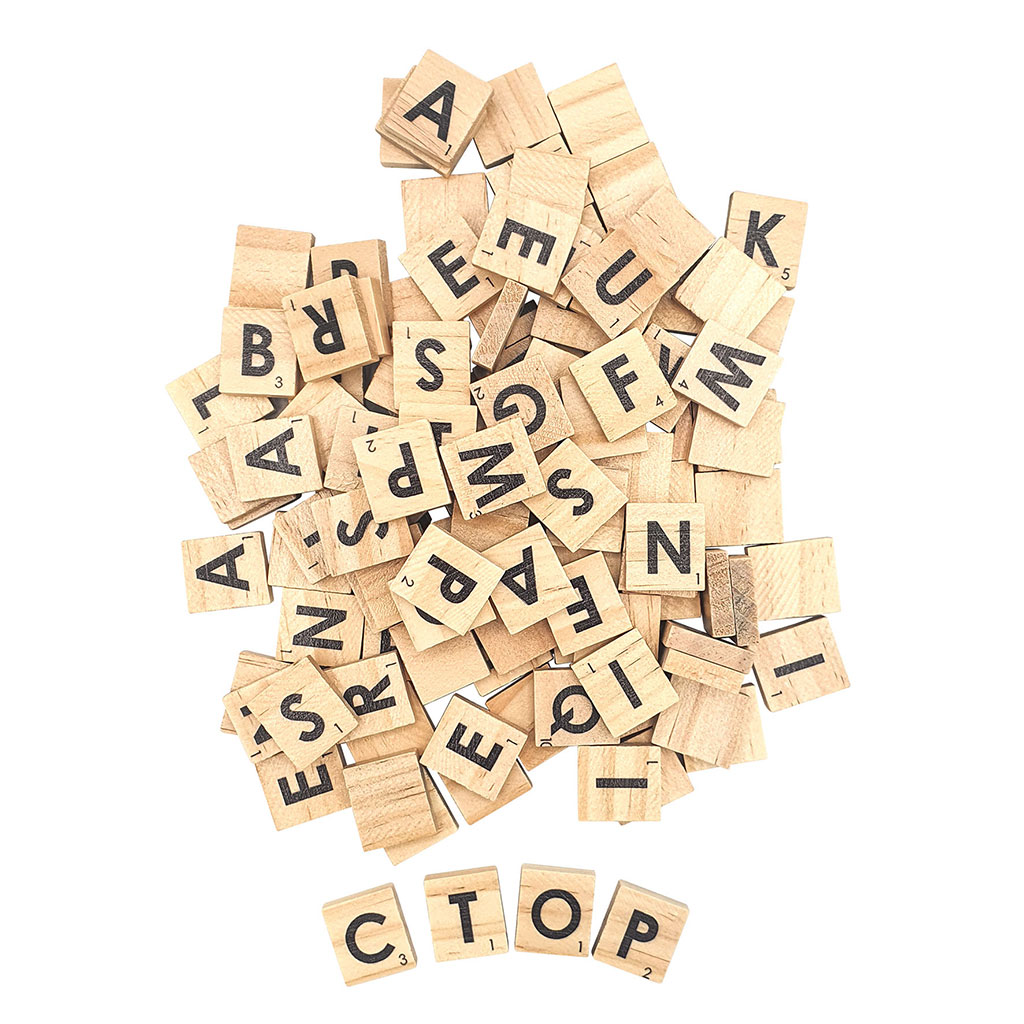 Lot de 120 lettres en bois carrées 1.8x2cm