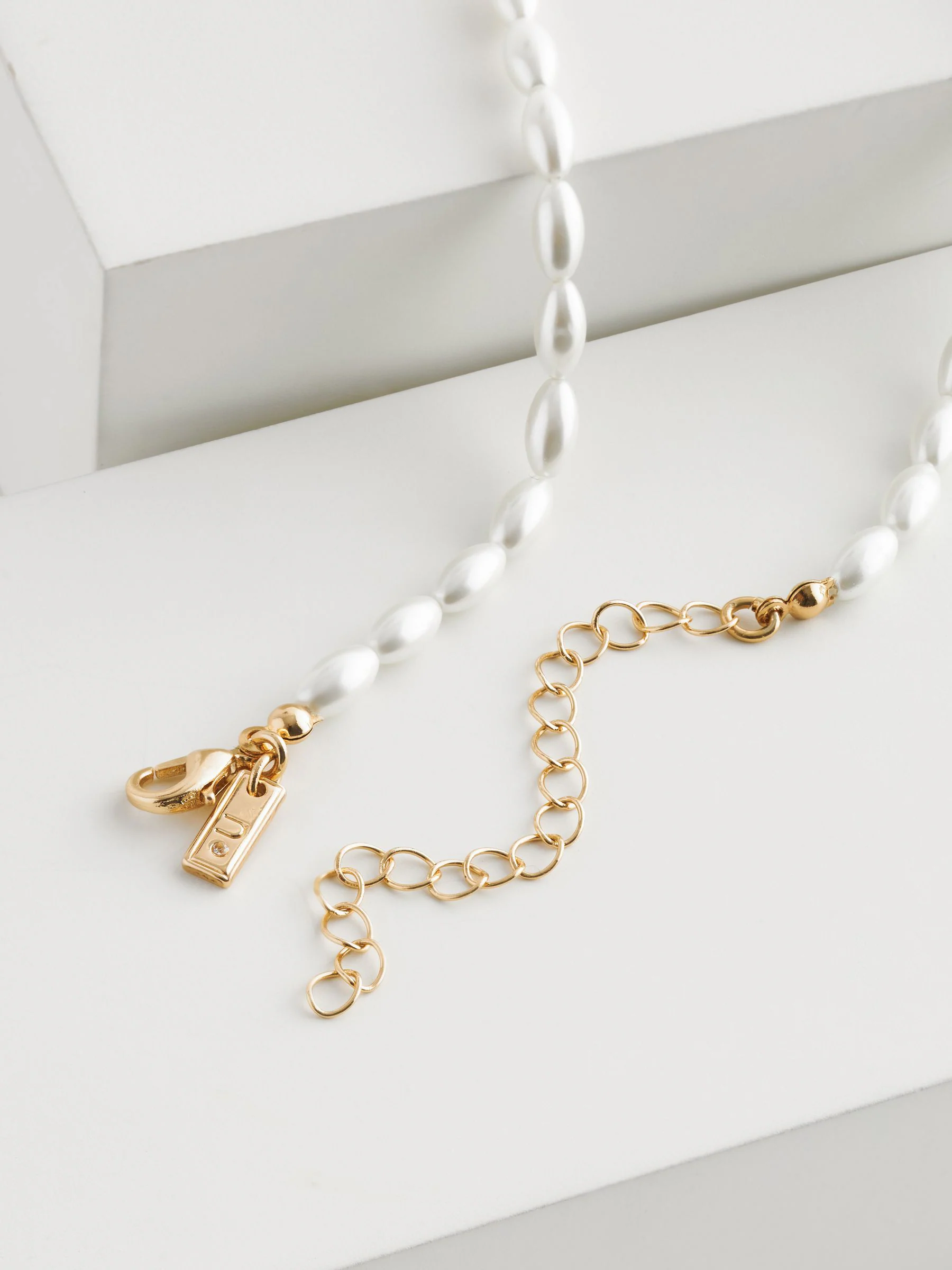Wit - Pearl Effect Short Necklace
