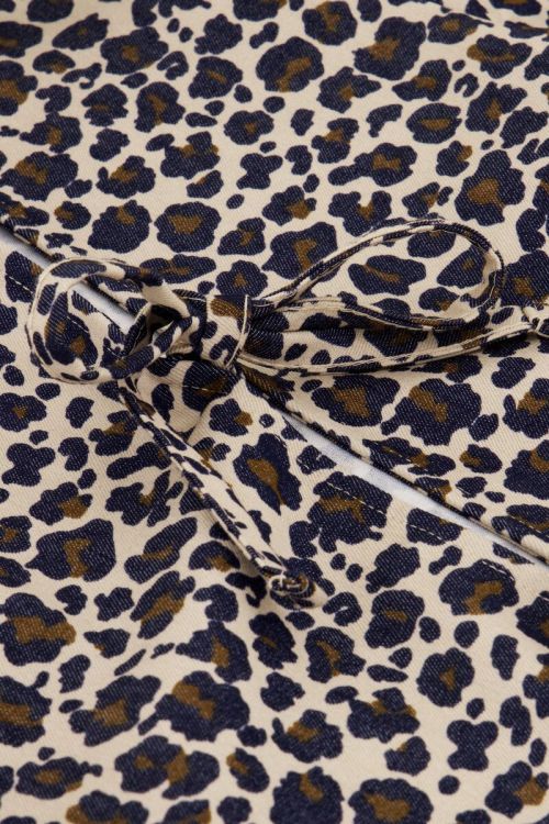 Panterprint jurk met strikjes en pofmouwen