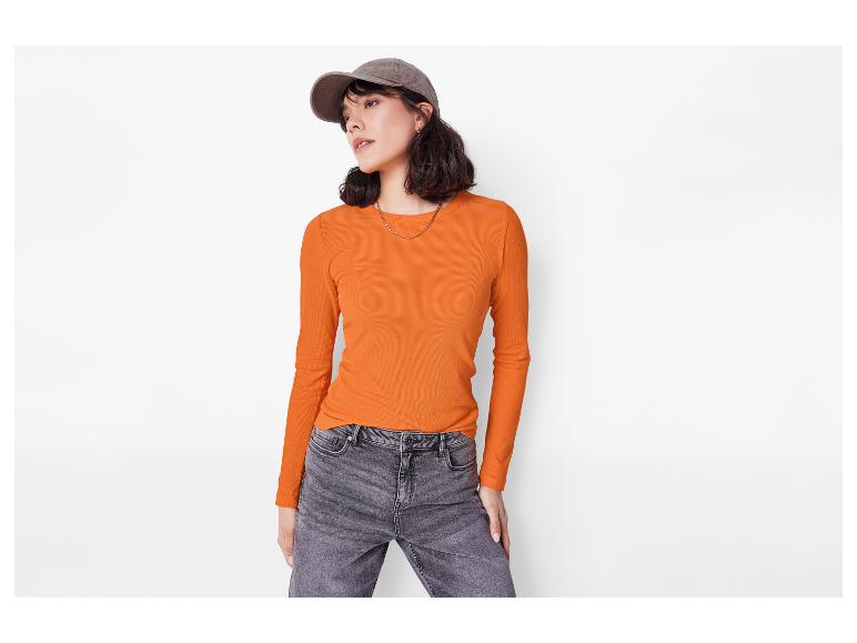 2 Geribde dames shirts