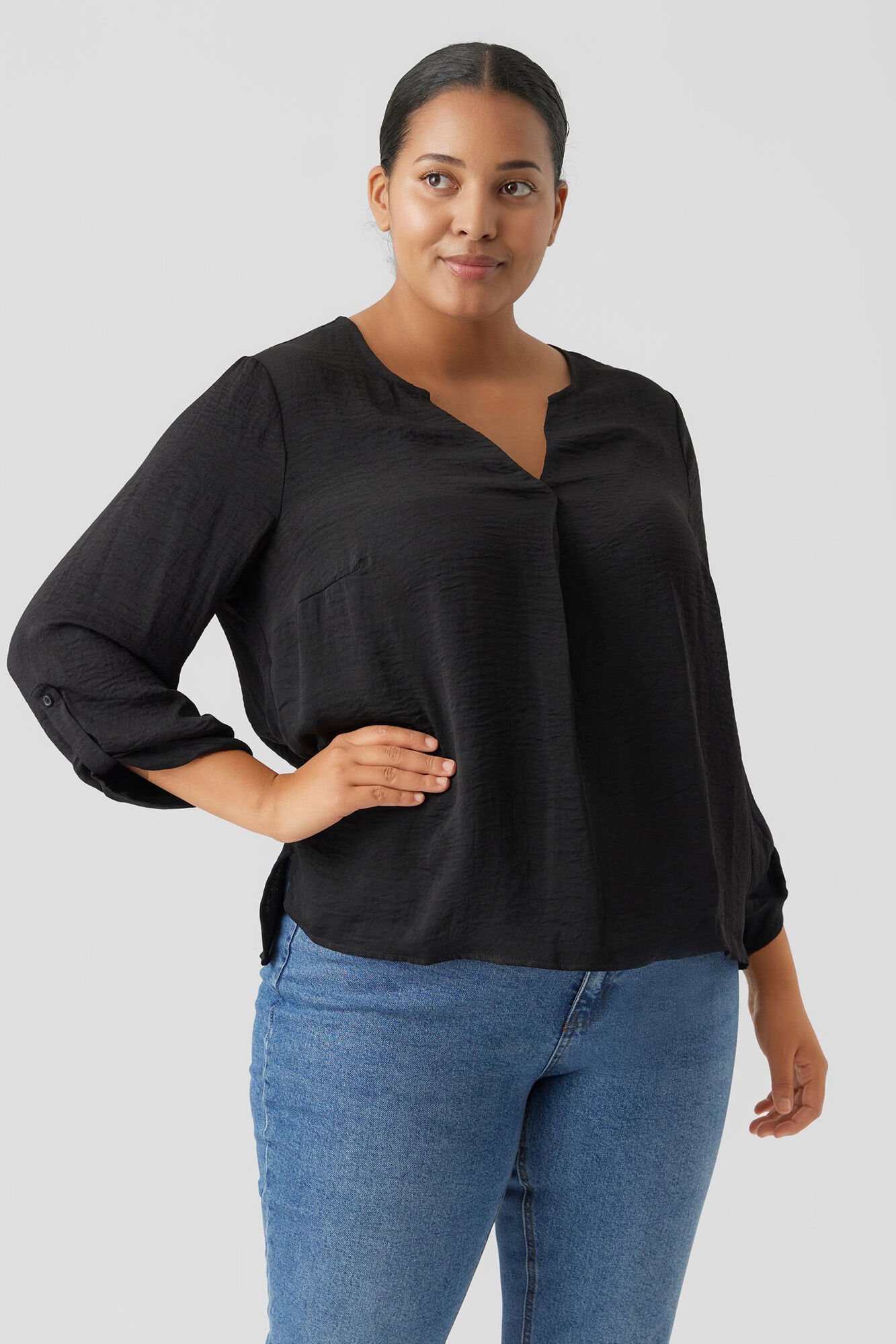 Camisa Curve com decote em V - Preta