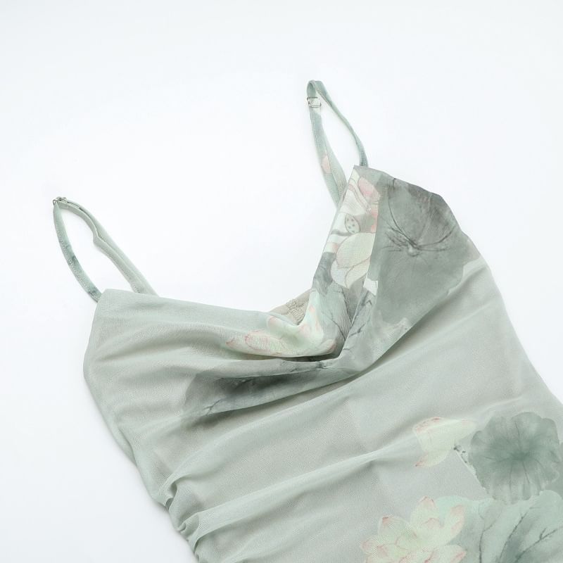 Smackthat - Spaghettibandjes, col, bloemen maxi-jurk
