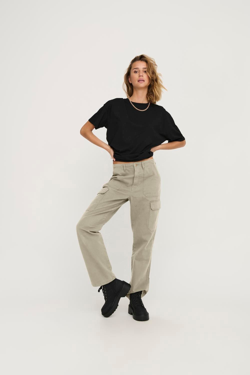 ONLMALFY Hohe Taille Locker geschnitten Cargo-Hose Silver Lining