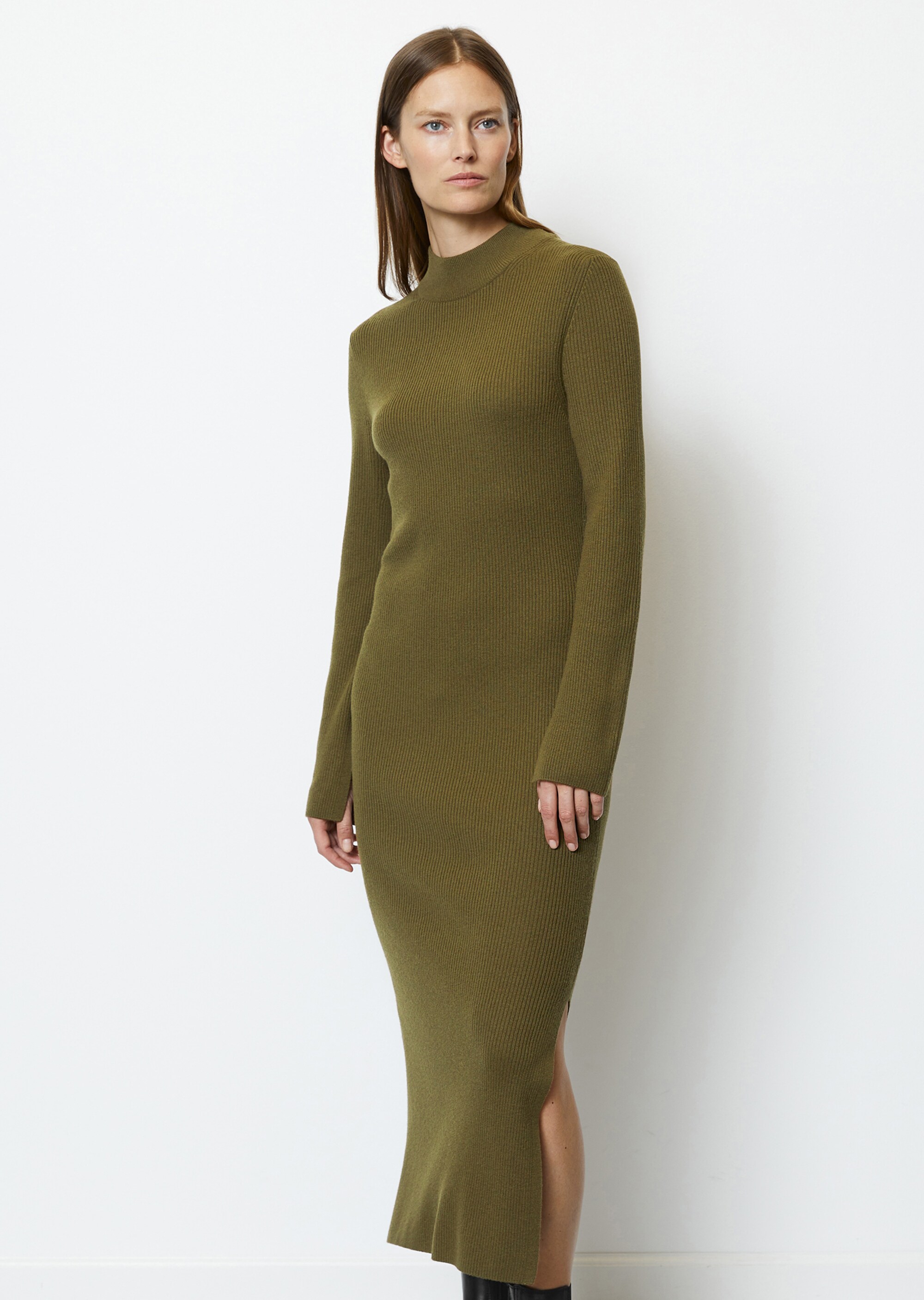 Rippstrickkleid shapedmit Viskose-Anteil