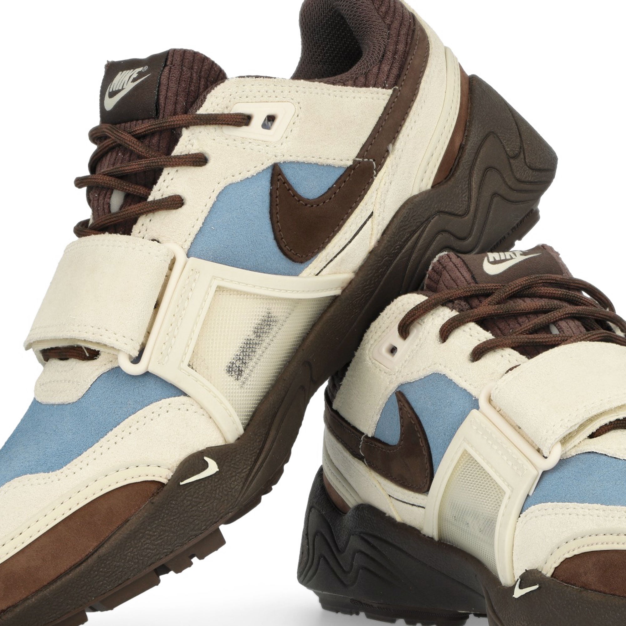 Nike<br>Zoom Field Jaxx