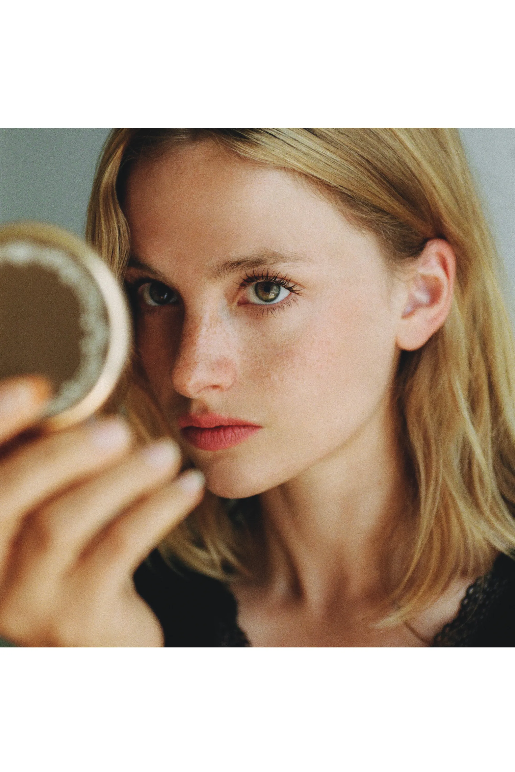 Yolaine Le Miroir