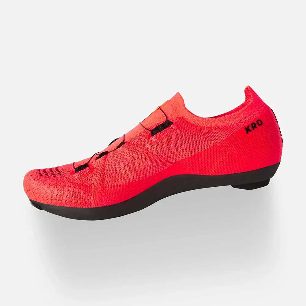 DMT KR0 Wielrenschoenen Rood/Zwart Heren