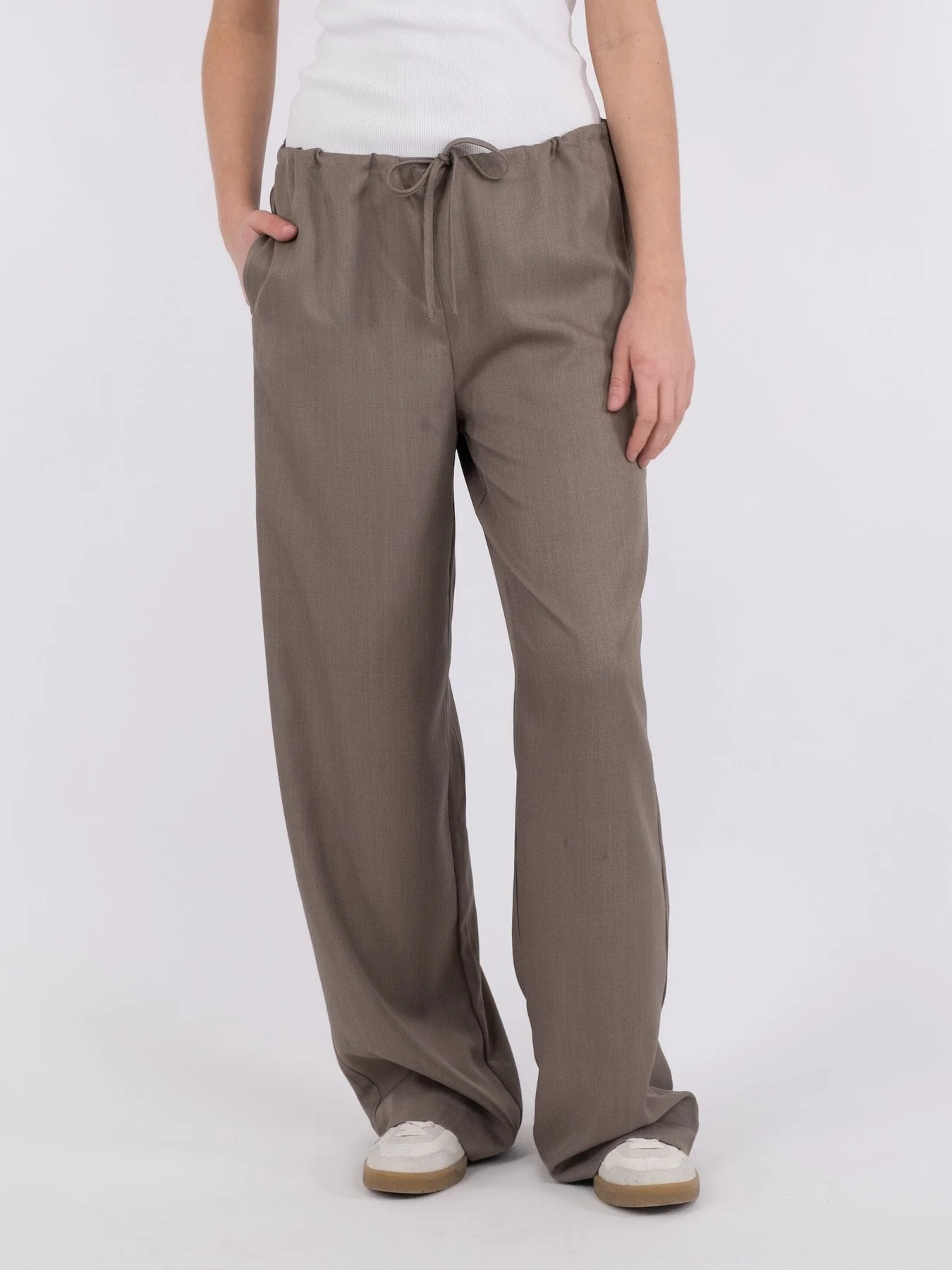 Neo Noir Geri Pants