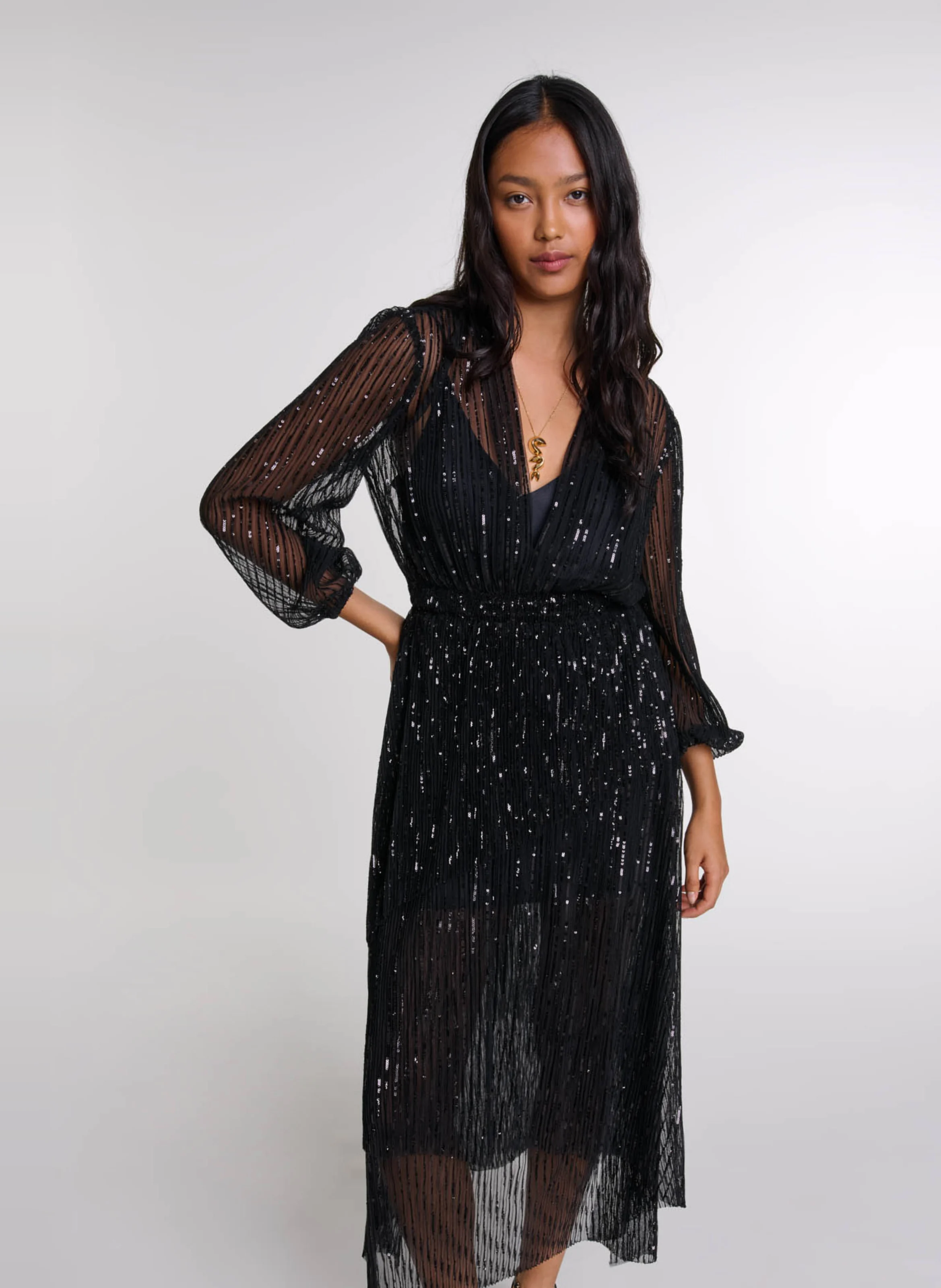 Robe longue cintrée col V | Noir