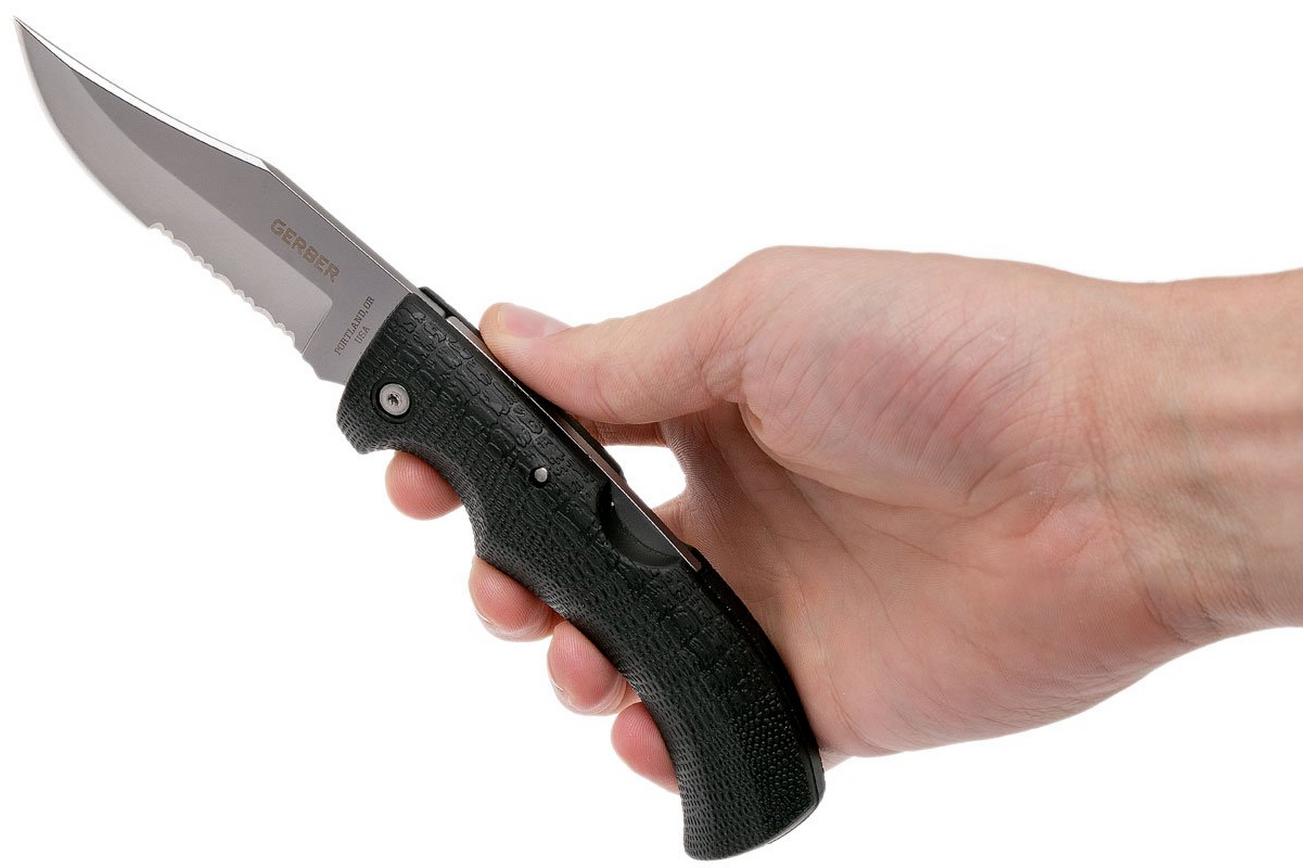 Gerber Gator 06079 clip point, serrated zakmes
