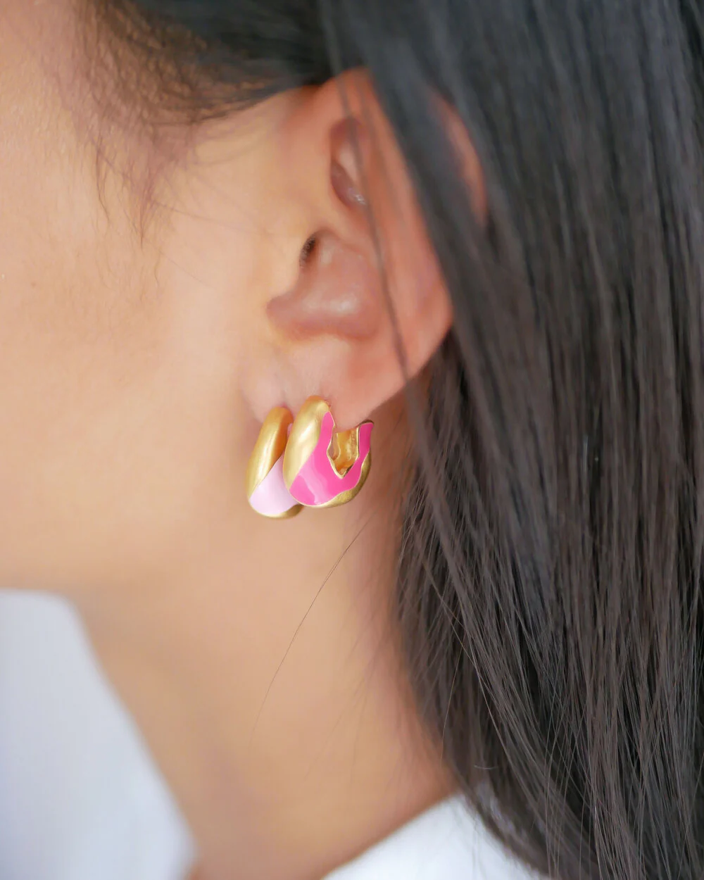 ENAMEL Copenhagen  Amelia hoops, Light Pink - forgyldt