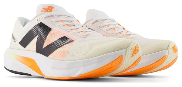 Chaussures Running New Balance FuelCell Rebel v4 Blanc/Orange Homme