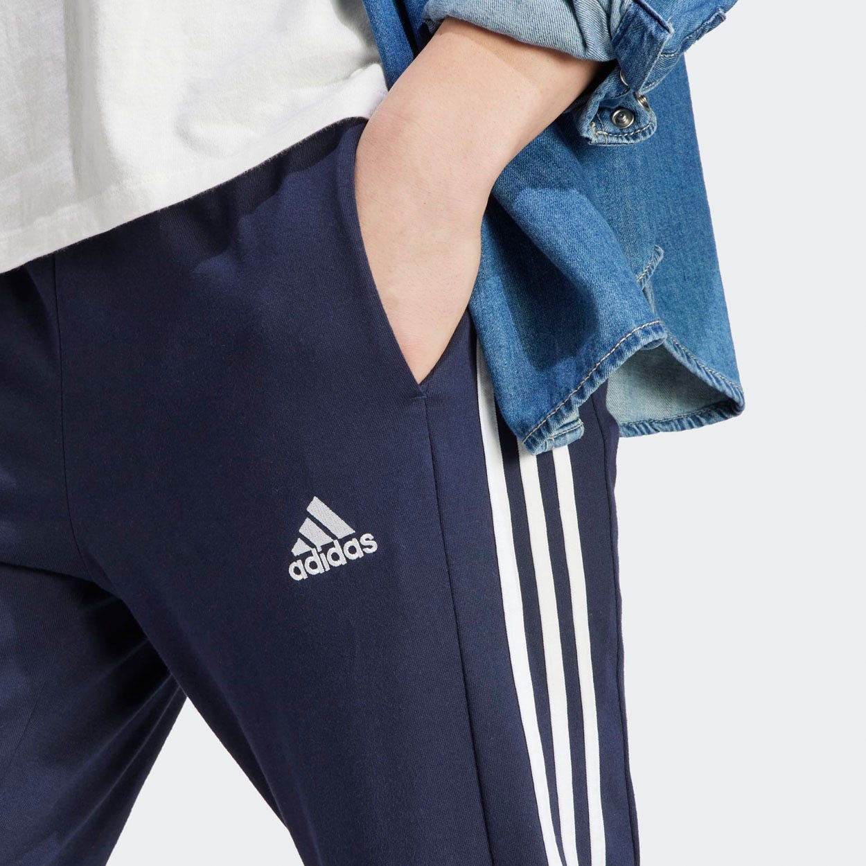 adidas  Essentials 3-Stripes