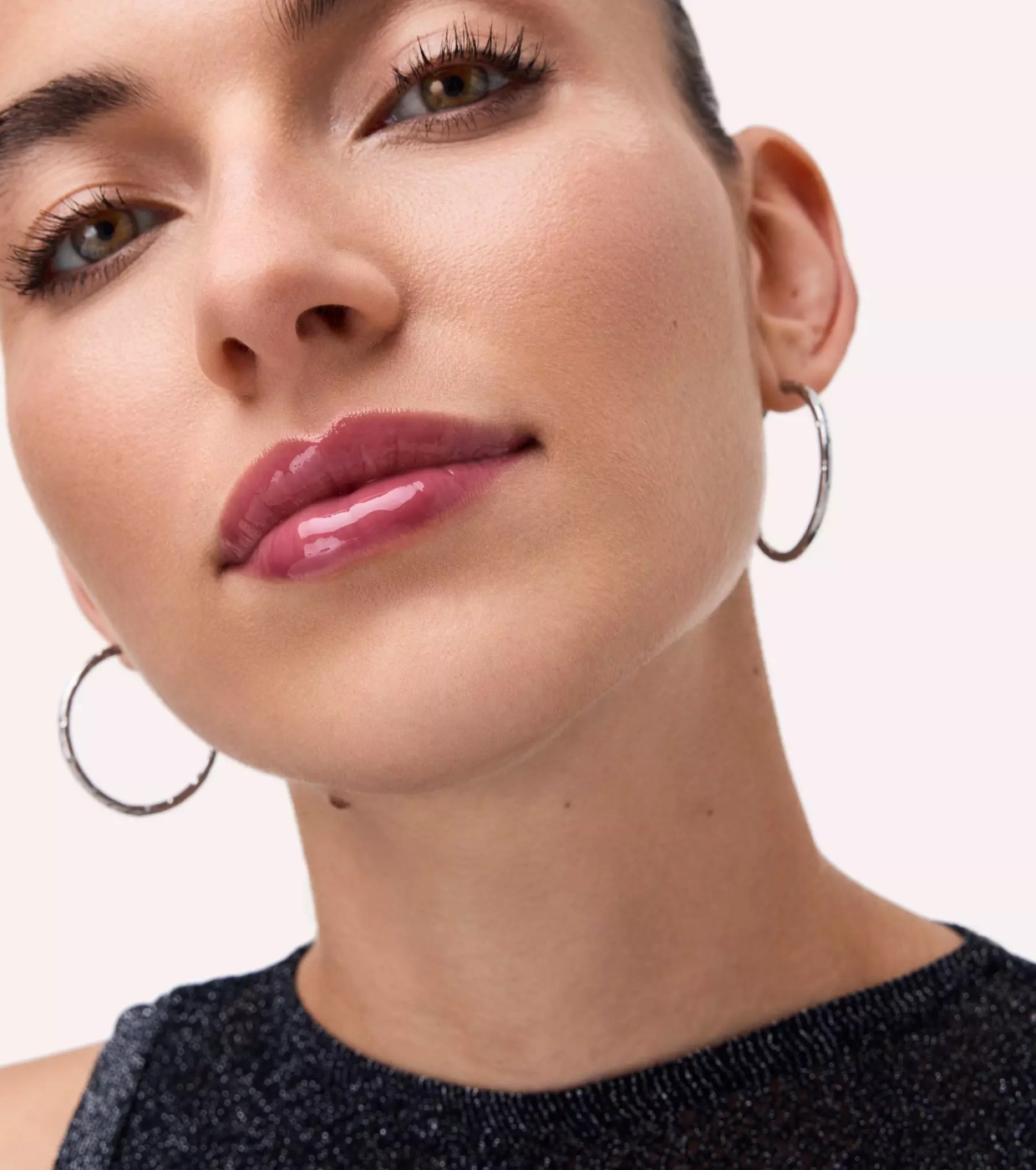 Catrice - *Era Of Senses* - Bálsamo Labial Colorido Peptide Bliss Glossy - 020: Blissberry