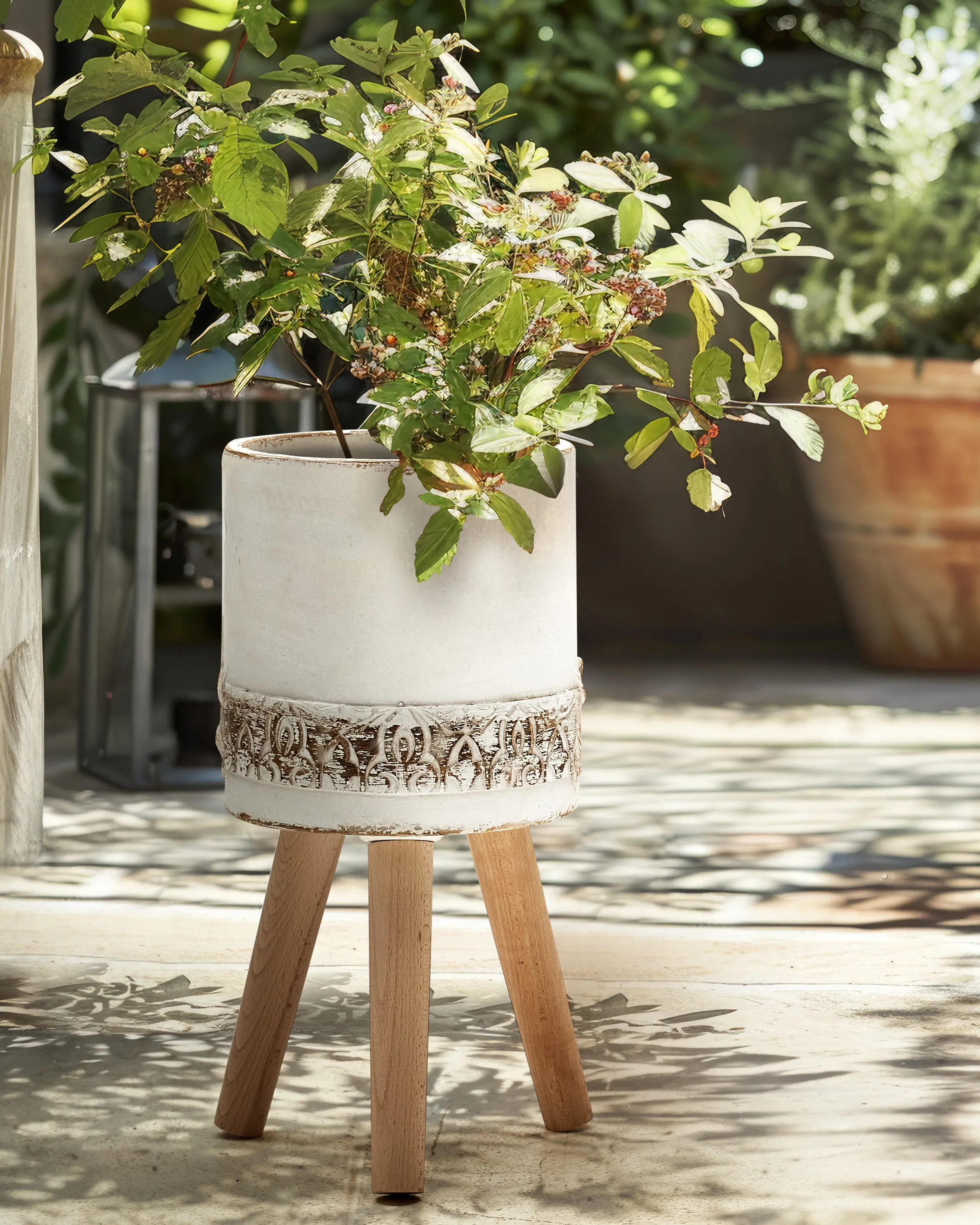 Verhoogde bloempot SKIATOS 22 cm Gebroken wit