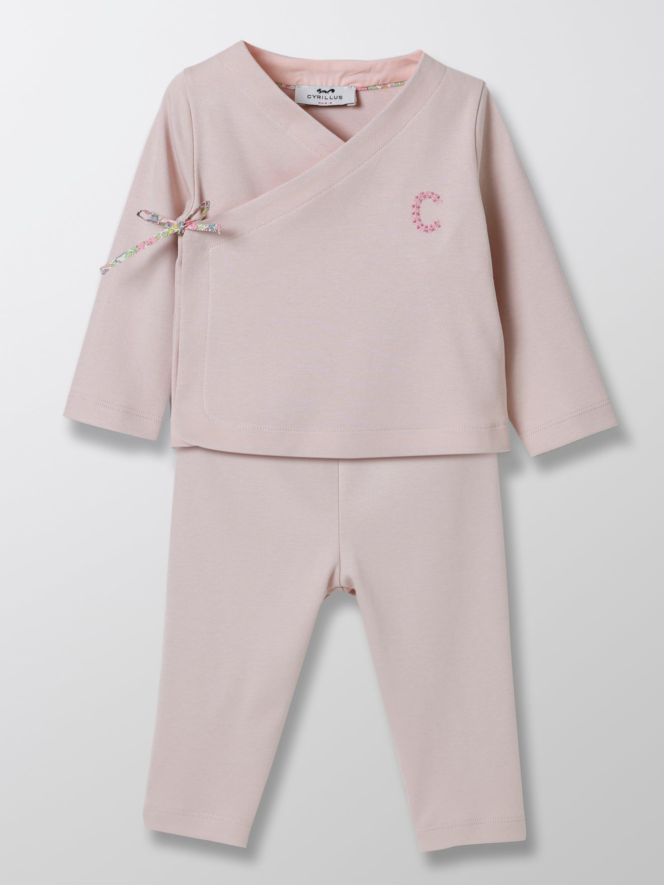 Ensemble brodé bébé
