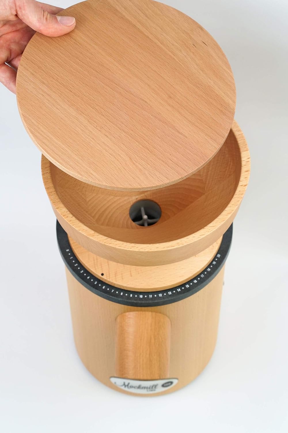Getreidemühle Mockmill Lino 100 | Made in Germany | Edelkorund und Keramik Mahlstein | frisches Mehl | (Lino 100 + 2,5 kg Bio Dinkel)