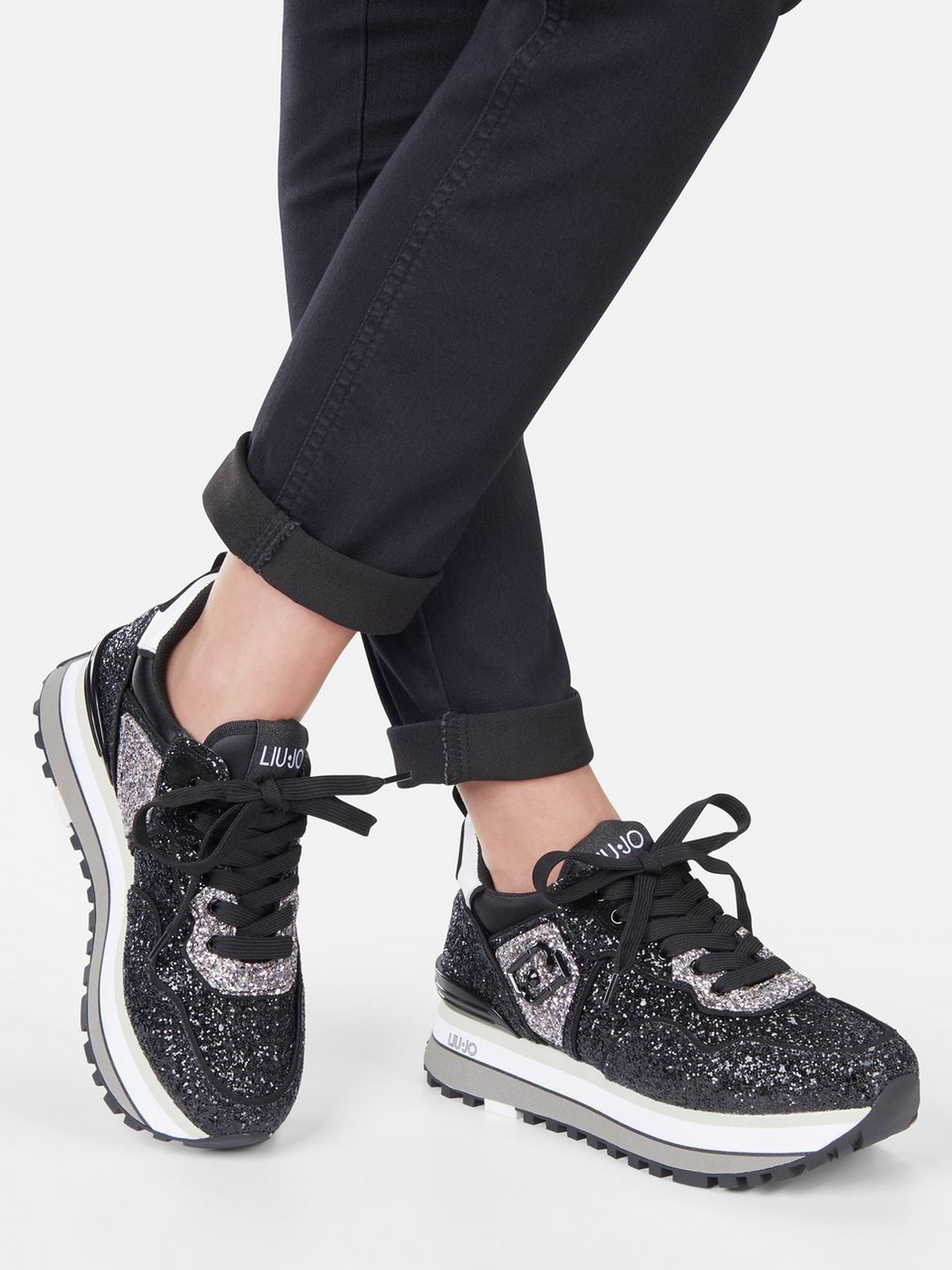 Sneaker