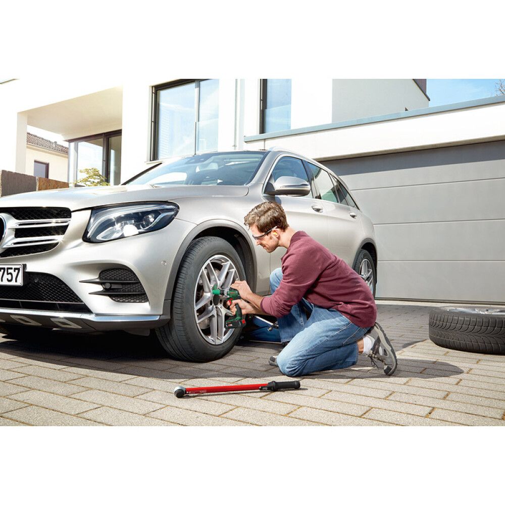 MUTTERTREKKER BOSCH UNIVERSAL 18-350 18V UTEN BATTERI