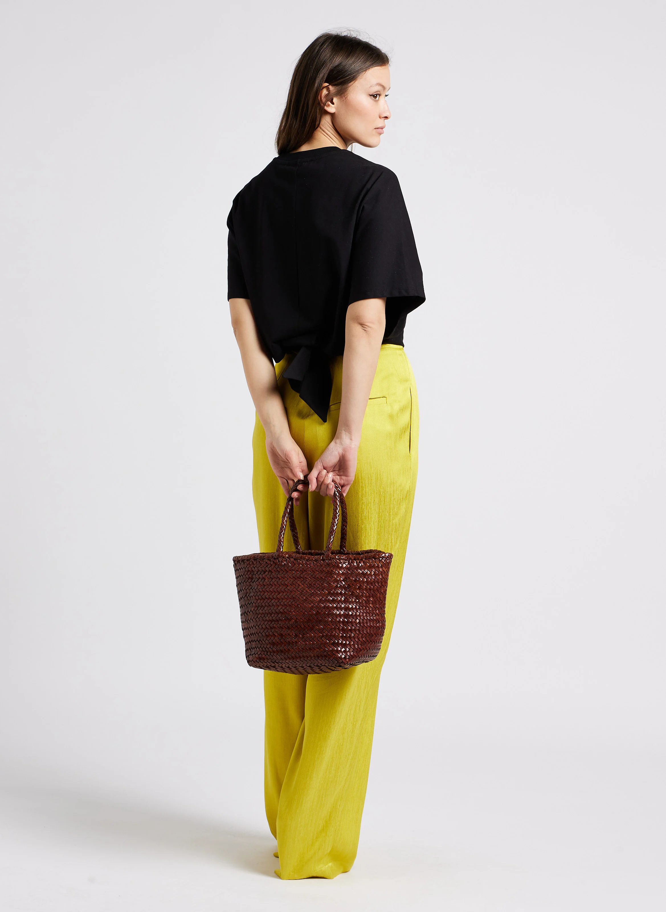 GRACE BASKET SMALL - Panier tissé en cuir | Marron