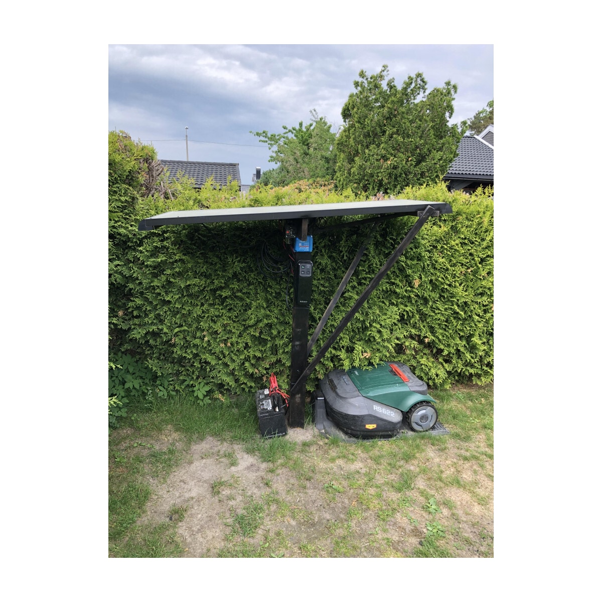 Solcelle-lading - kit for robotgressklippere