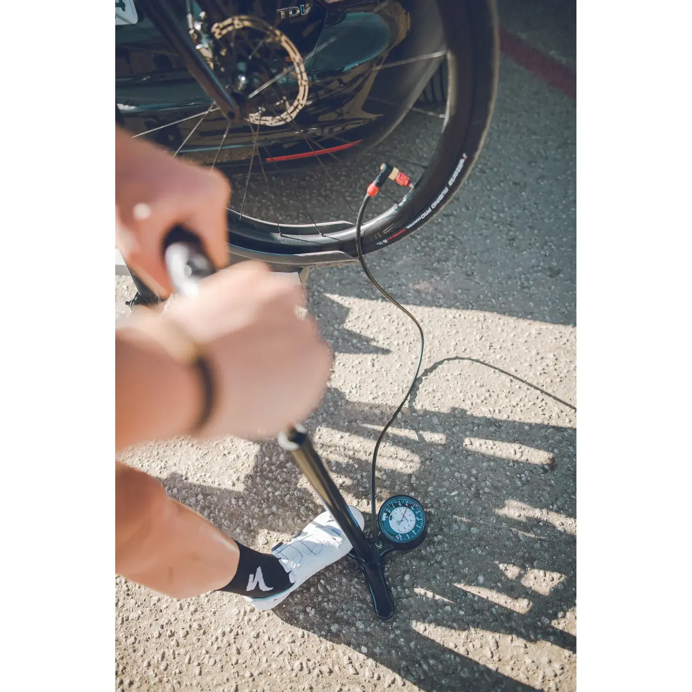Lezyne Alloy Floor Drive Tall 3.5 Gauge Fietspomp Zilver/Zwart