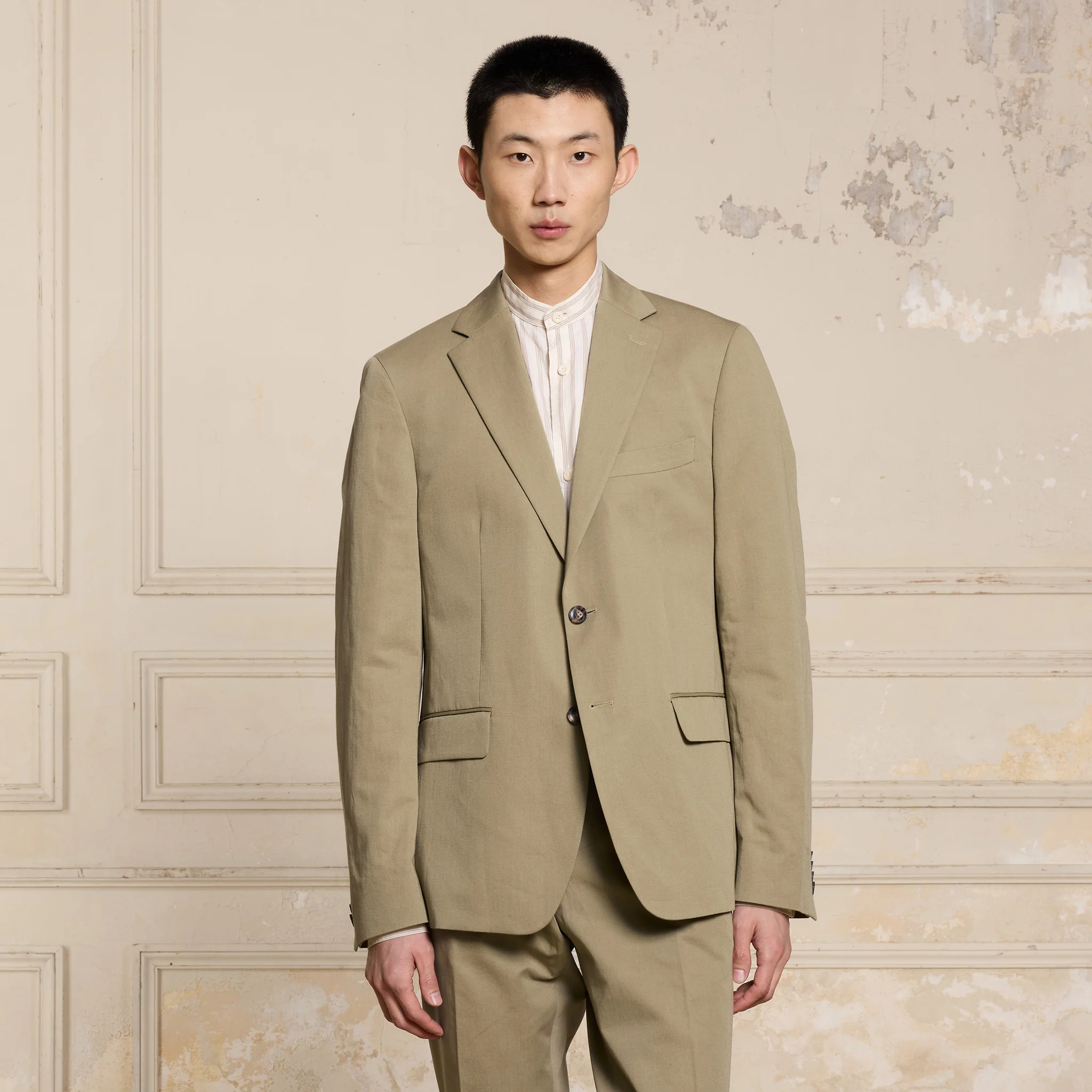 Light khaki linen and cotton jacket