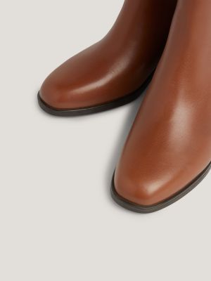 Botas Chelsea Essenciais de Couro com Controle de Temperatura