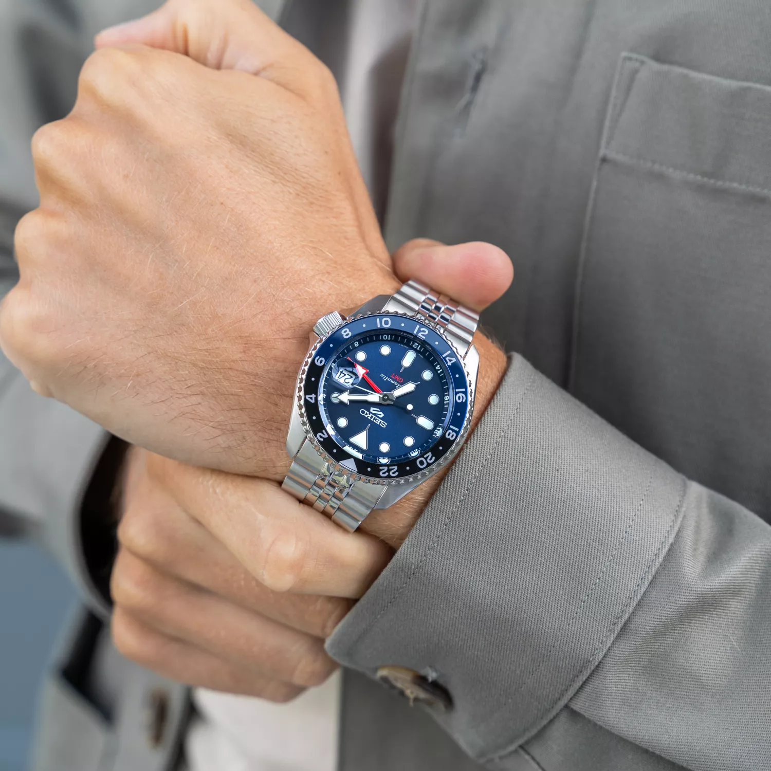 Seiko 5 Sports Automatic GMT SSK003K1