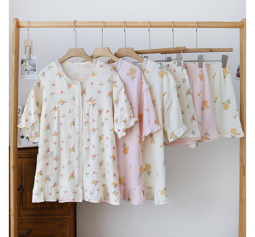 molpes - Pyjamaset met bloemenprint