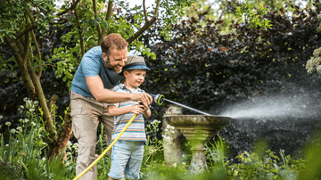 Bosch - GardenPump 18V-2000 (batteri og oplader inkluderet)