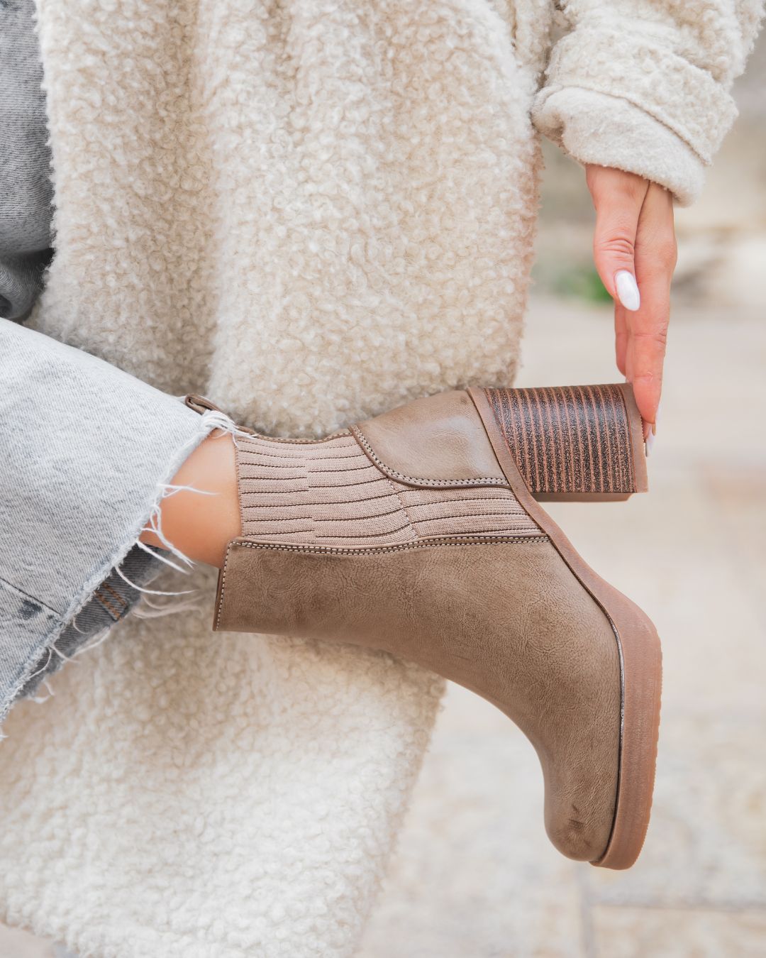 Bottines femme taupe à talon - Lucille