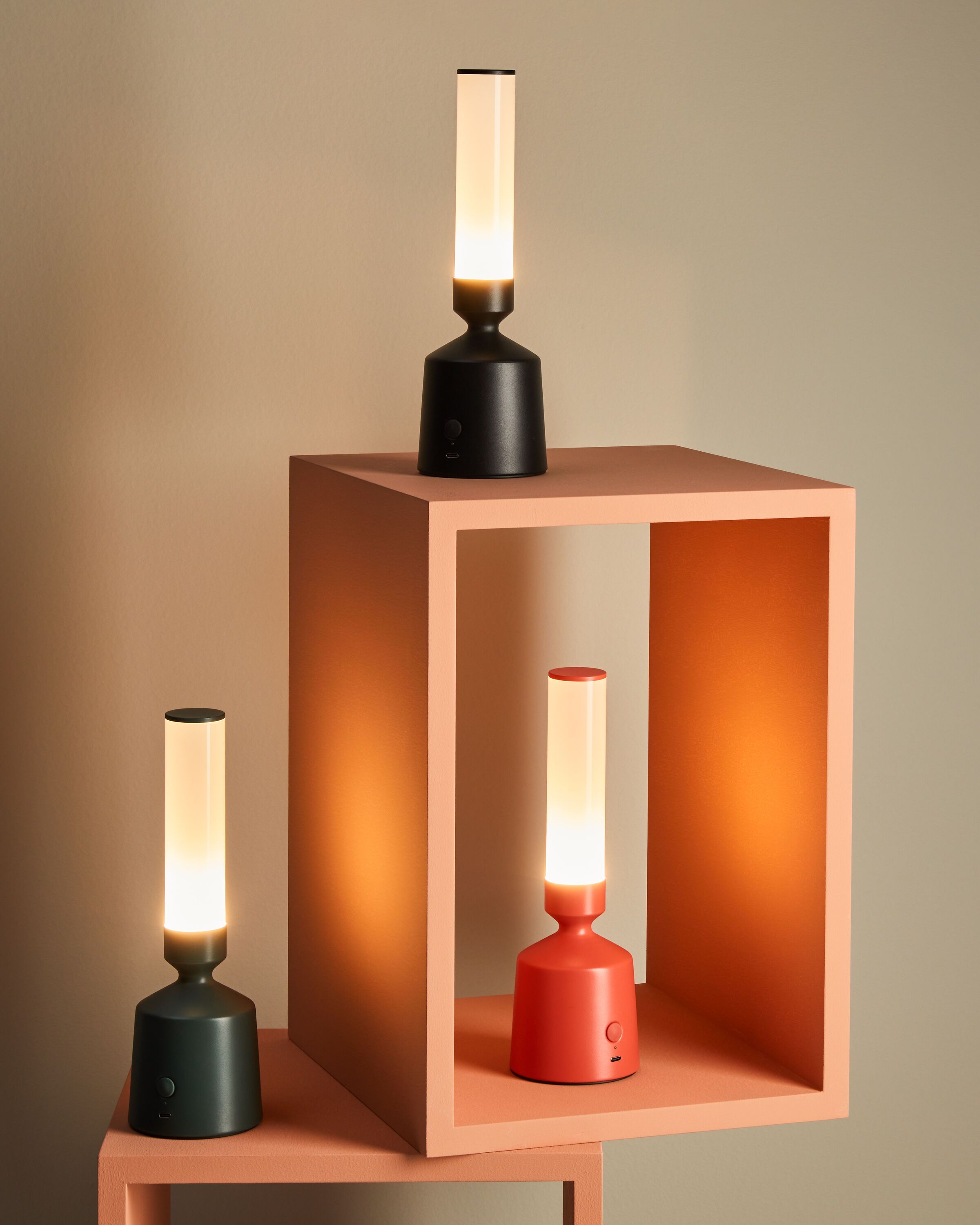 OASIS Tischleuchte - Schwarz / B: 9.0 cm x H: 28.0 cm
