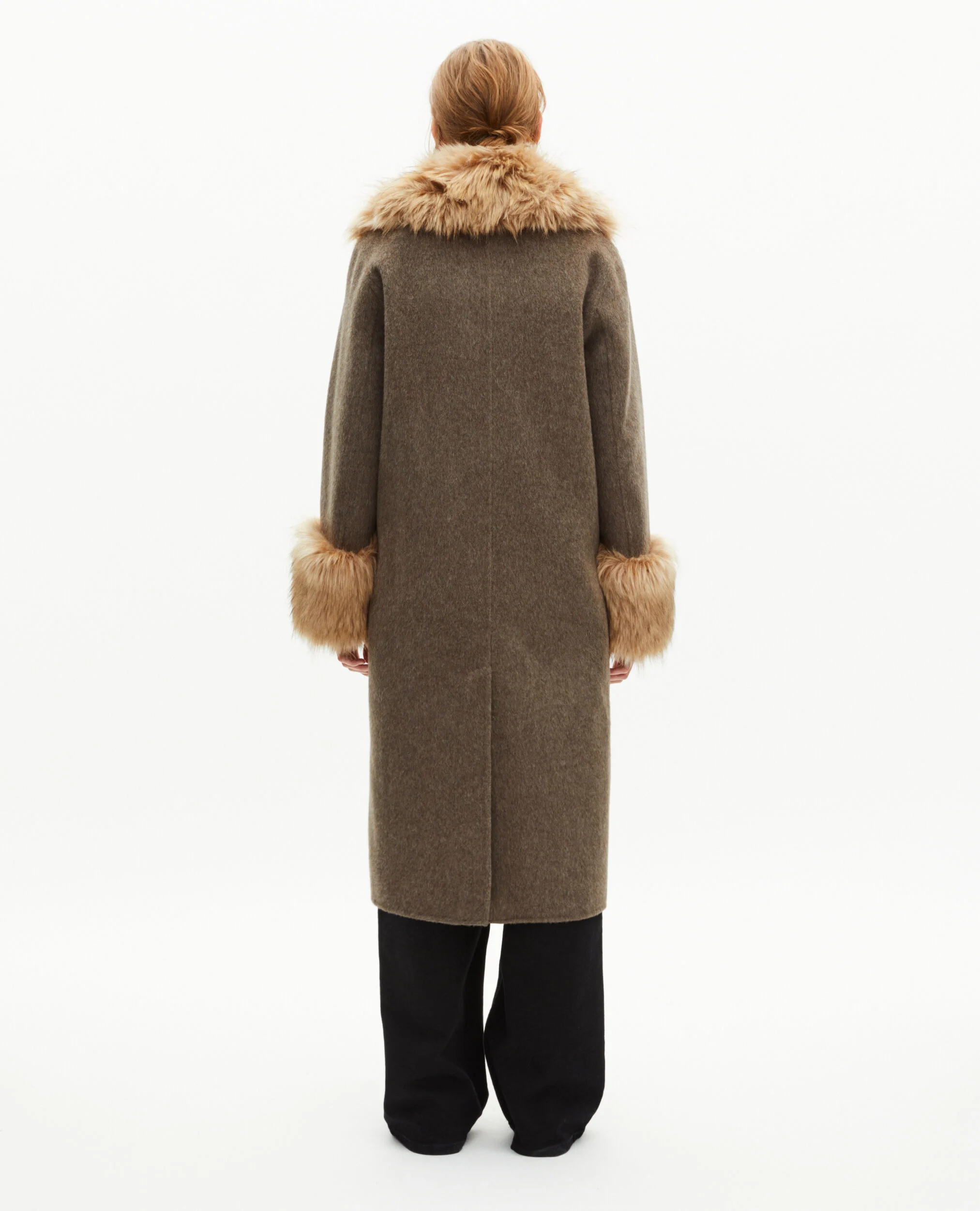 Manteau long en laine double face et fourrure marron