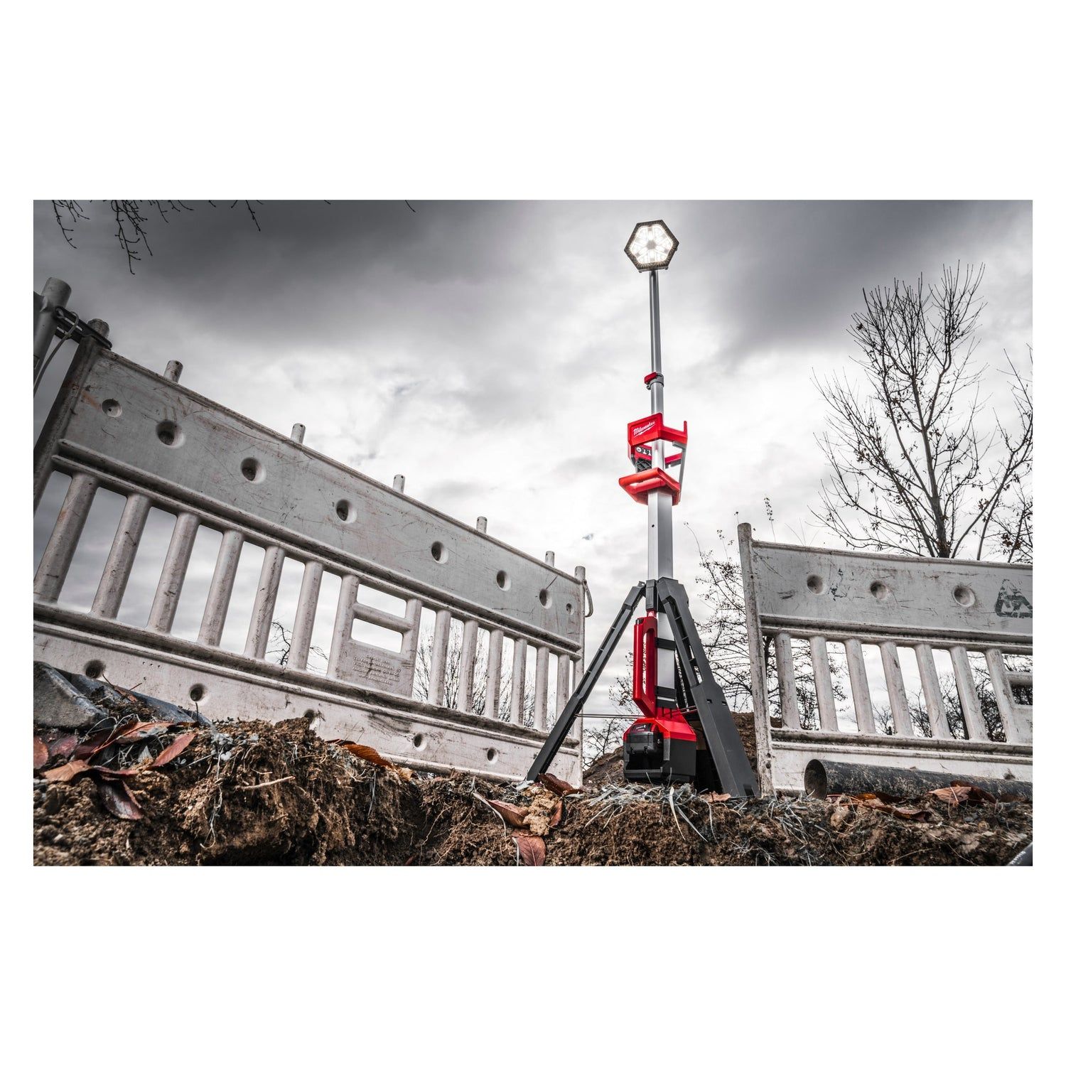 Milwaukee M18 SAL2-0 LED Staande Lamp 18V Basic Body - 4933492486